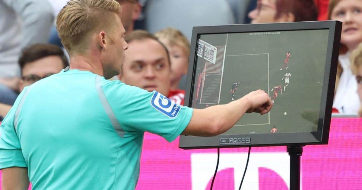 VAR
